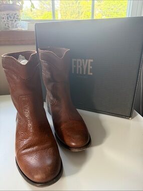 Frye Cognac Cara Roper Leather Short Boots